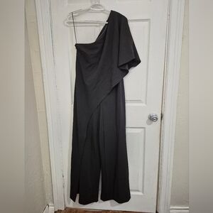 Elegant One-Shoulder Black Jumpsuit